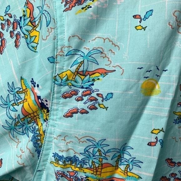 NWT IZOD Paradise Island Palm Tree Button Down Top - Picture 3 of 6